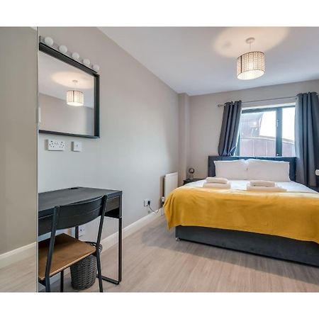 Central Belfast Apartments: Citygate Exterior photo