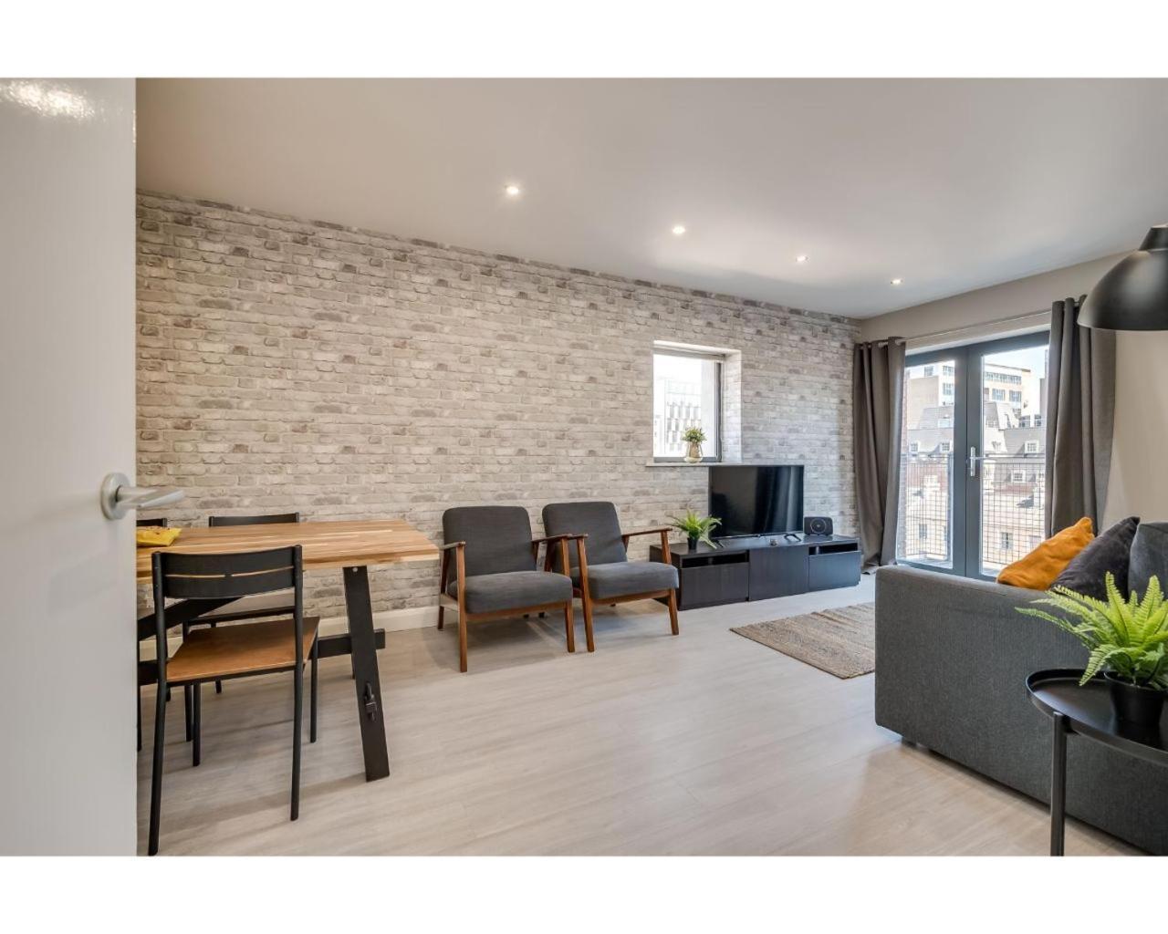 Central Belfast Apartments: Citygate Room photo